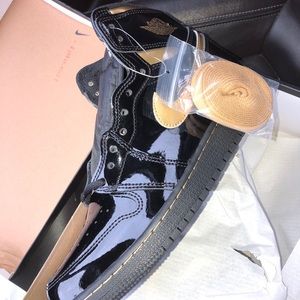Retro 1 Black / GLD size 7y